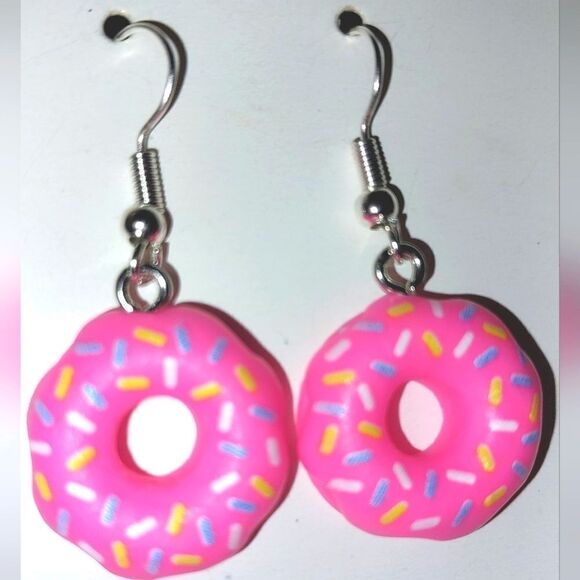 Hand crafted doughnut dangle earrings - Picture 4 of 7